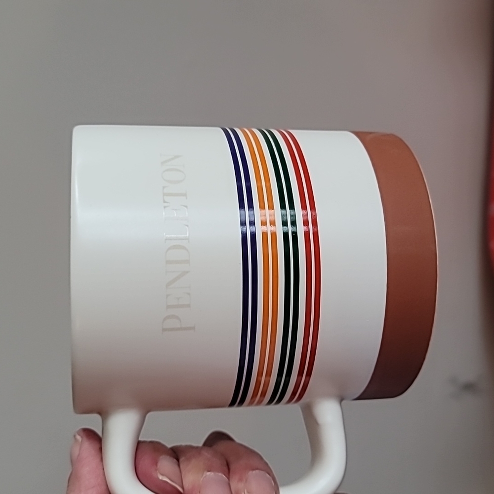 Pendleton 18oz- nwot mug